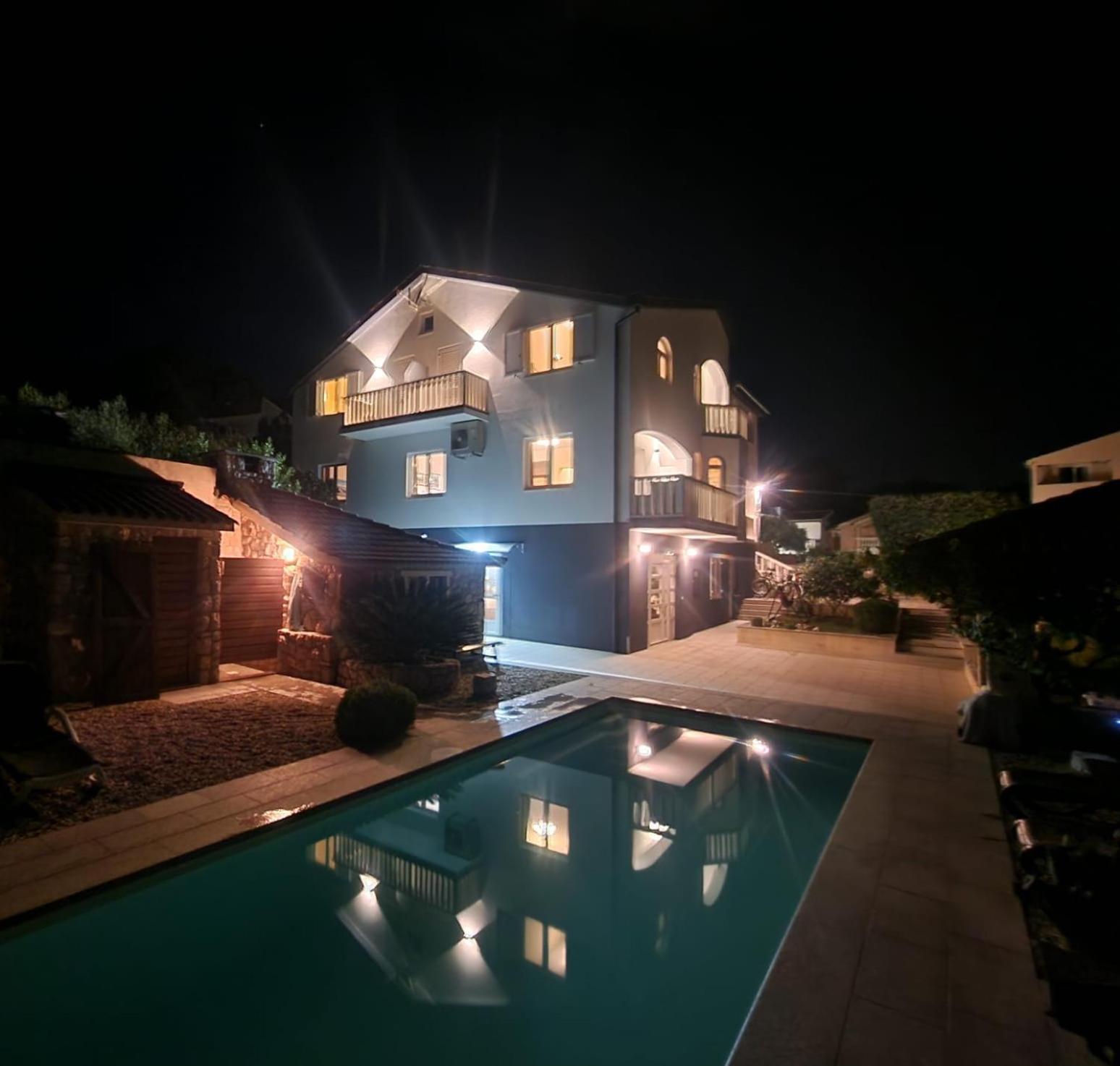 Apartments Villa Lora Kraj  Exterior photo